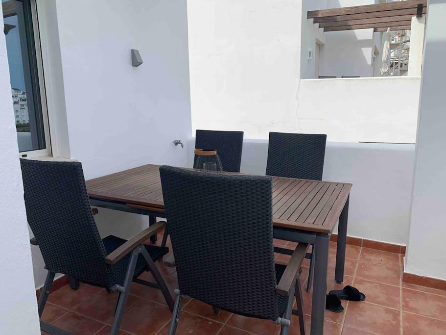 Penthouse Seaview And Golf Valle Romano Estepona Eksteriør billede