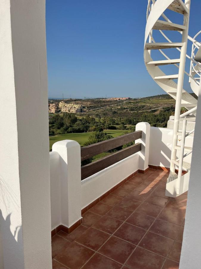 Penthouse Seaview And Golf Valle Romano Estepona Eksteriør billede